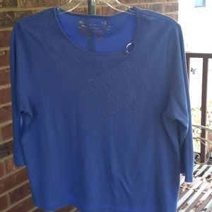 TanJay  color lavender size Large elbow length sleeves